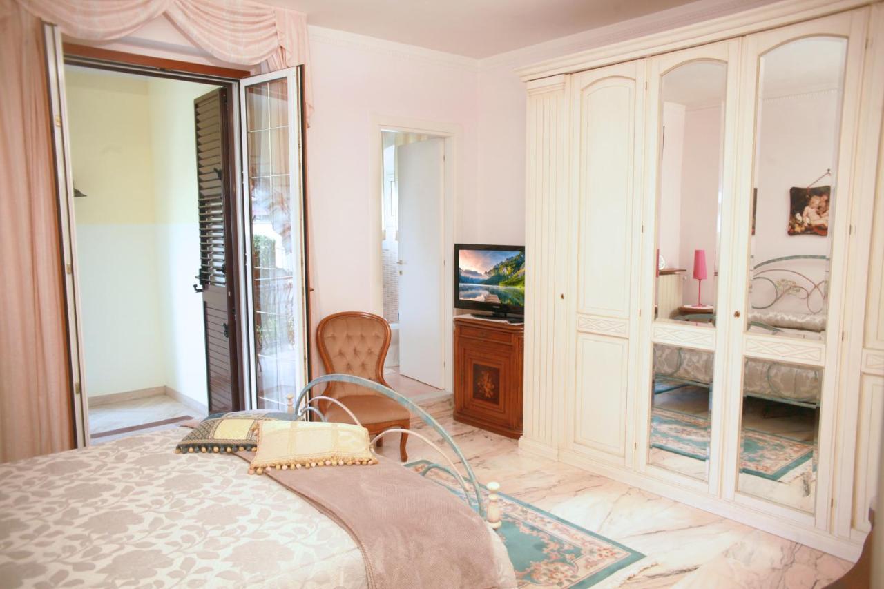 Villa Cecilia Bed And Breakfast チェッロレ エクステリア 写真