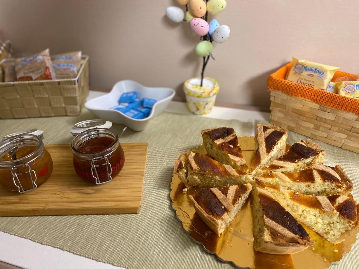 Villa Cecilia Bed And Breakfast チェッロレ エクステリア 写真